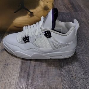 Metallic Purple 4 damaged box